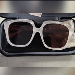NWOT Gucci Pearl Acetate Frame and Brown Lenses OFFER FRIENDLY